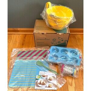 Pampered Chef Cupcake Baking Set #100747 Silicone Muffin Pan Decorating NIP